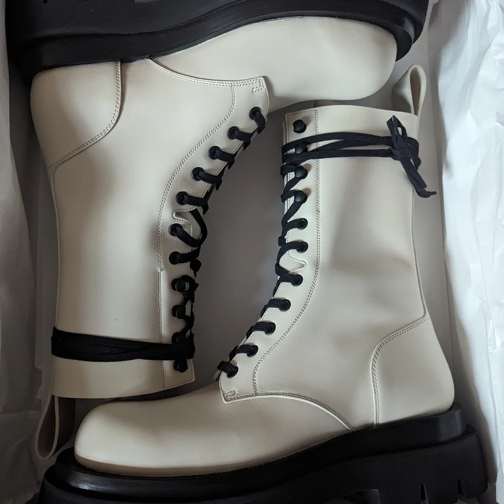 Bottega Veneta Lug Lace-Up Boot. Size 39. - Picture 1 of 8